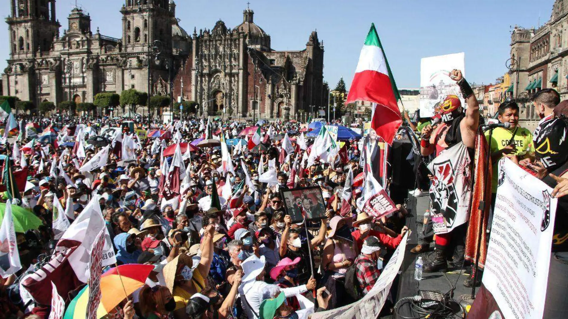 Mitin en el zócalo